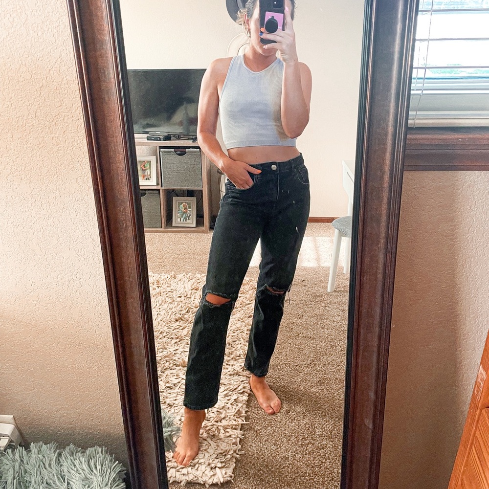 ZARA slim fit high rise ripped knee- black jeans - size 28 (6)